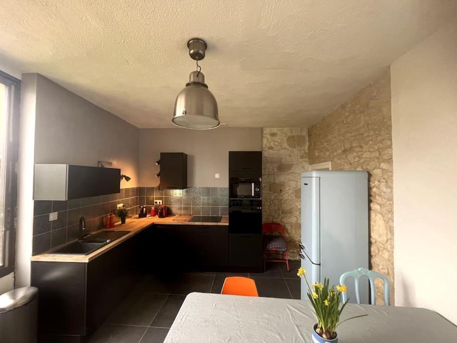 Cozy Town Centre Cottage Beaumont-en-Perigord Exterior photo
